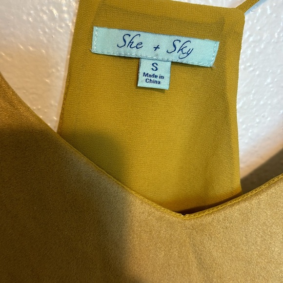 she & sky fringe tank top - Picture 2 of 4